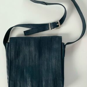 Kenneth Cole Vintage Navy Blue Leather Bag
